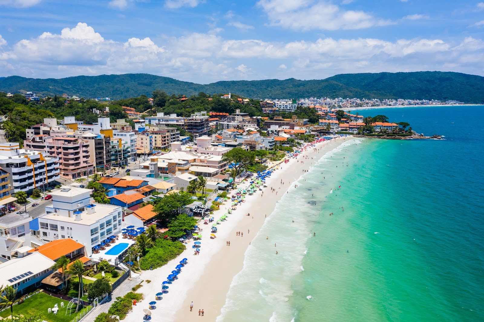 BOMBINHAS EN BUS - SEMANA DE TURISMO